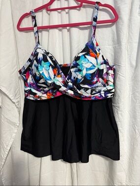Swimsuits For All Black Tankini Camisole with Multicolor Floral Top
